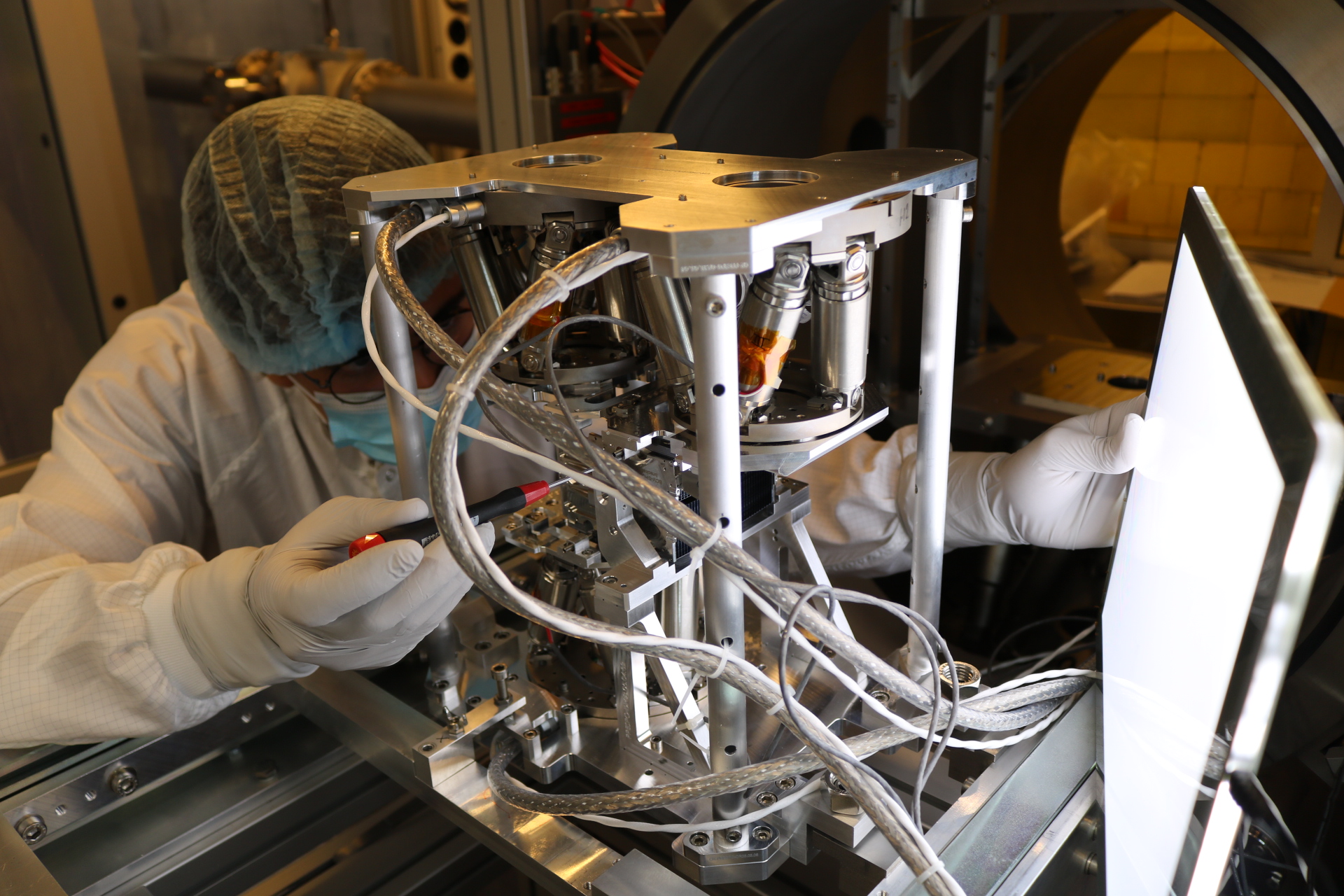 Luis in the lab (provisional)